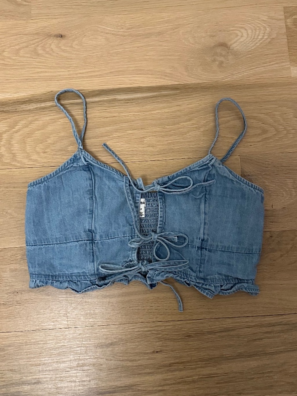 Aerie denim crop top tie detail in the front size S